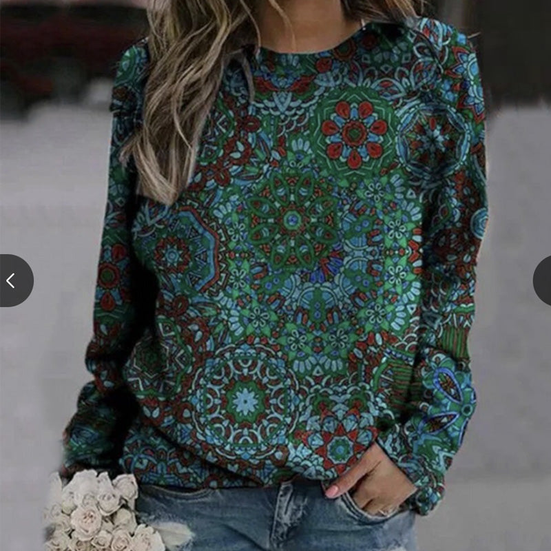 Chic Crewneck Printed Sweater