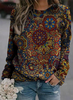 Chic Crewneck Printed Sweater