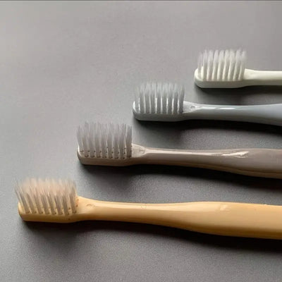 Gentle Touch Adult Toothbrush Set (4pcs)
